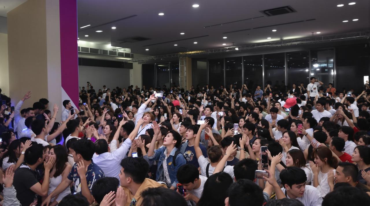 九九爱视频2026年度影迷见面会